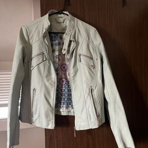 Vanity jacket